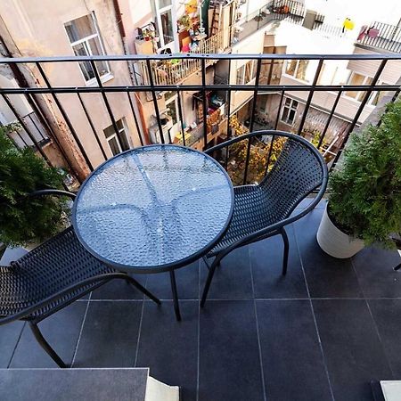 Кості Левицького 11 Lviv Buitenkant foto