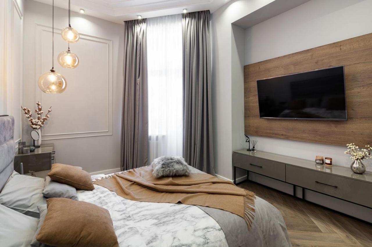 Кості Левицького 11 Lviv Buitenkant foto