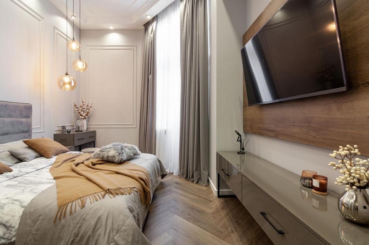 Кості Левицького 11 Lviv Buitenkant foto
